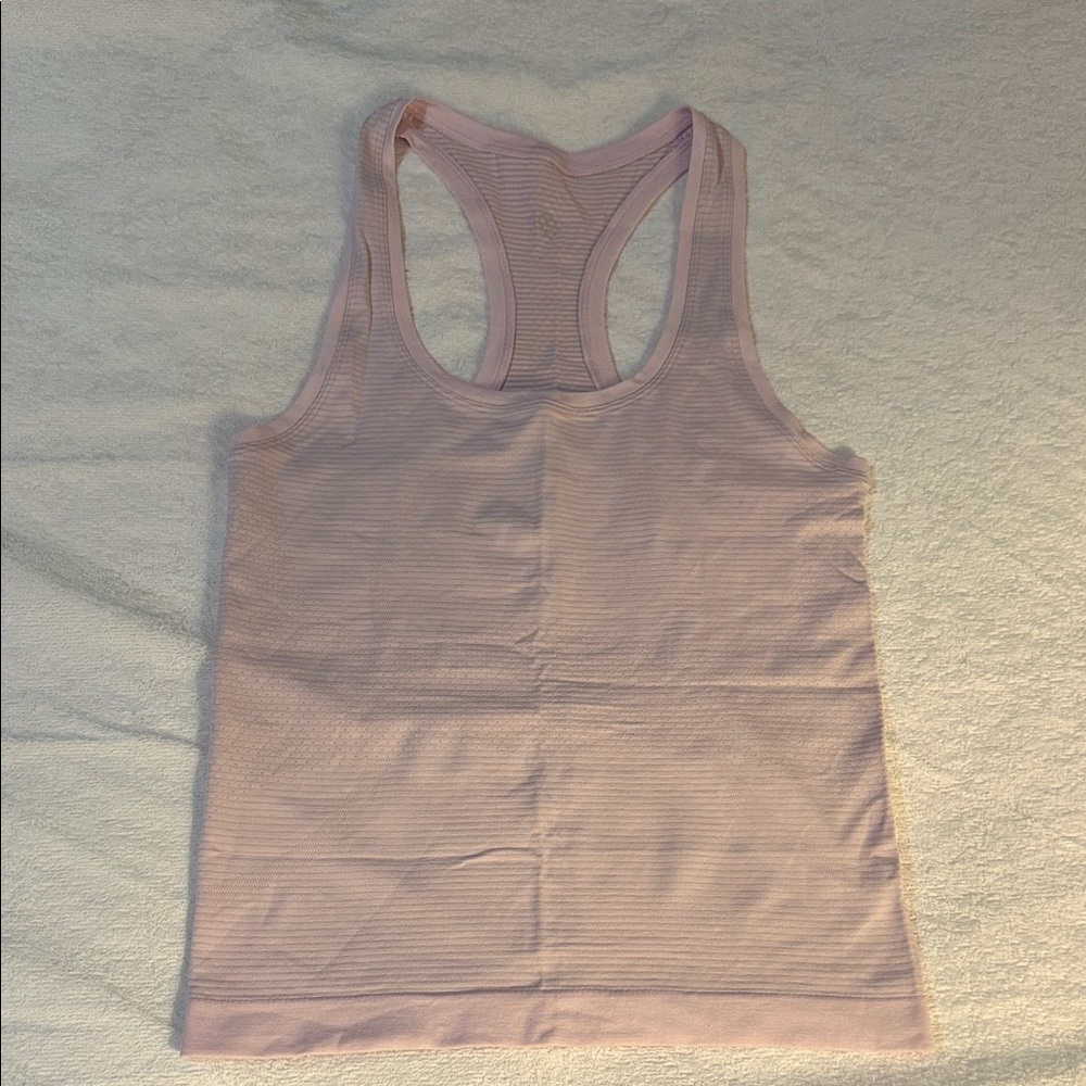 Lululemon top